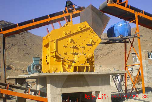 反擊式破碎機生產線現場