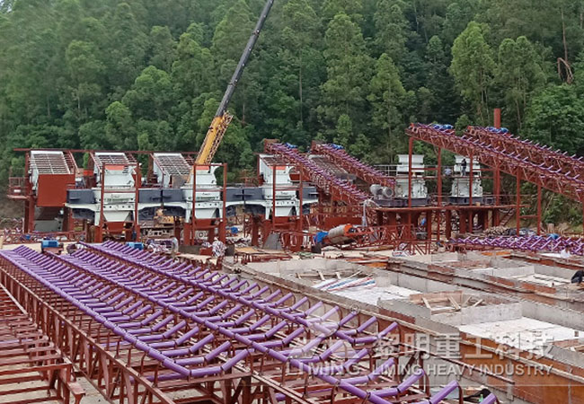 廣東云浮三臺6X制砂機安裝現場