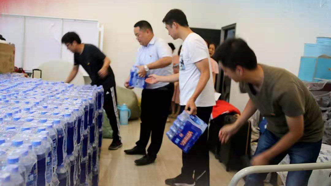 黎明重工捐贈抗洪救災水源